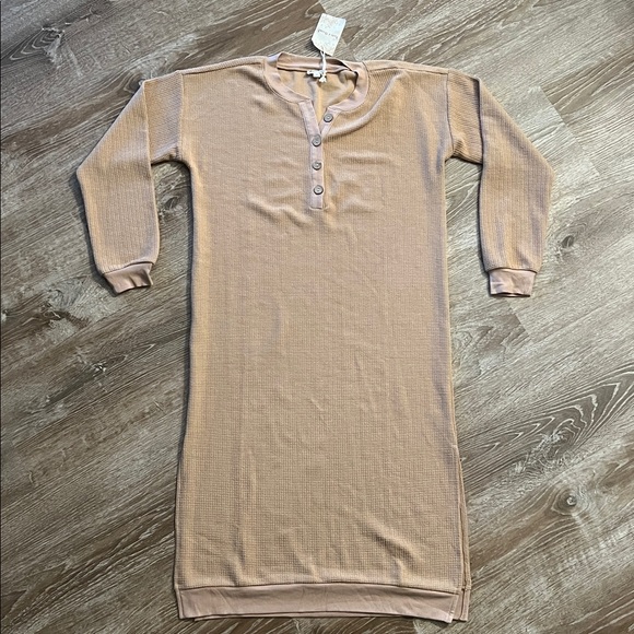 Hem & Thread NWT Tan Waffle Knit Midi Dress size S - Picture 4 of 8
